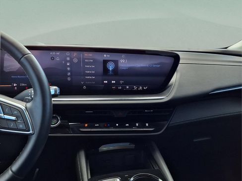 Certified 2025 Buick Envision Preferred AWD/4WD image 20