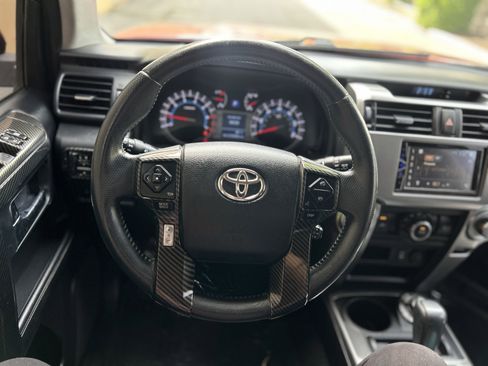 Used 2015 Toyota 4Runner SR5 image 26