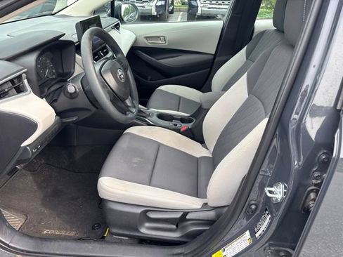 Used 2023 Toyota Corolla LE w/ Carpet Mat Package (TMS) FWD image 6