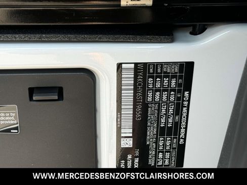 New 2025 Mercedes-Benz Sprinter 2500 image 18