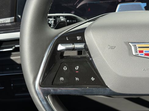 New 2026 Cadillac Escalade ESV Sport image 20