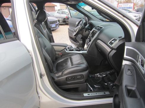 Used 2013 Ford Explorer Sport image 9
