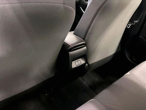 Used 2023 Toyota Corolla SE w/ SE Premium Package FWD image 28