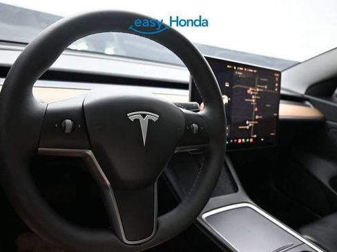 Used 2021 Tesla Model 3 Standard Range Plus RWD image 9