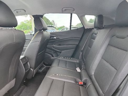 Used 2024 Chevrolet Trax ACTIV w/ Driver Confidence Package FWD image 20