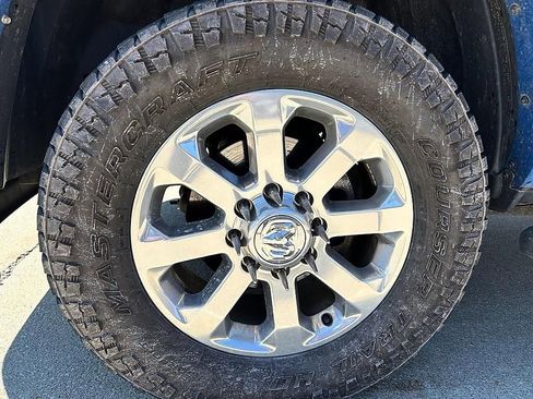 Used 2022 RAM 2500 Laramie AWD/4WD image 4