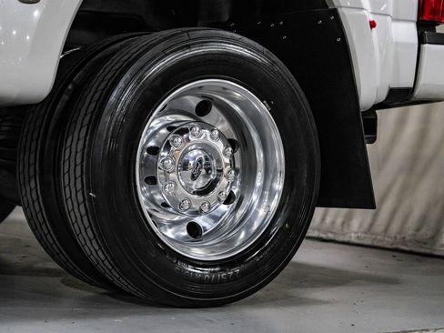 Used 2021 Ford F450 Platinum w/ FX4 Off-Road Package image 64