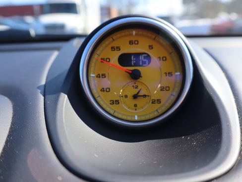 Used 2023 Porsche 718 Boxster S RWD image 15