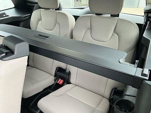 New 2026 Volvo XC90 T8 Plus w/ Protection Package AWD/4WD image 13