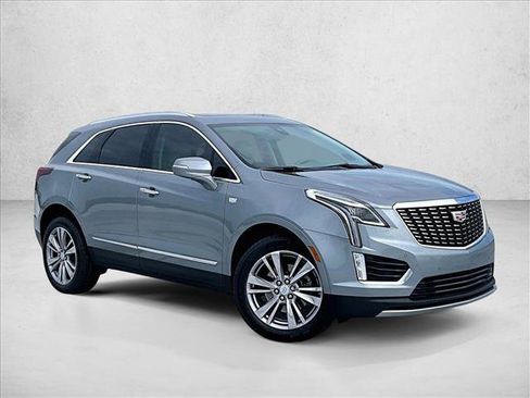 Used 2023 Cadillac XT5 Premium Luxury FWD image 12
