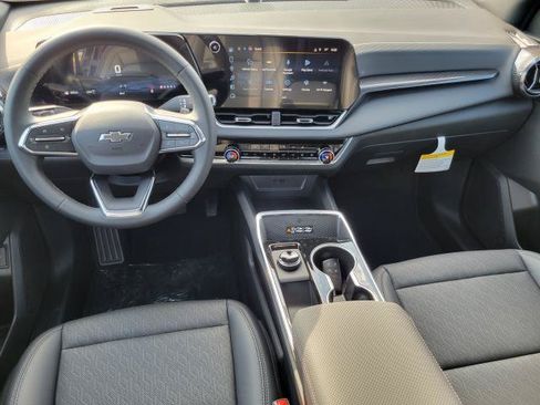 New 2027 Chevrolet Equinox LT w/ Convenience Package II AWD/4WD image 27