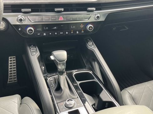 Used 2024 Kia Telluride SX Prestige X-Pro AWD/4WD image 18