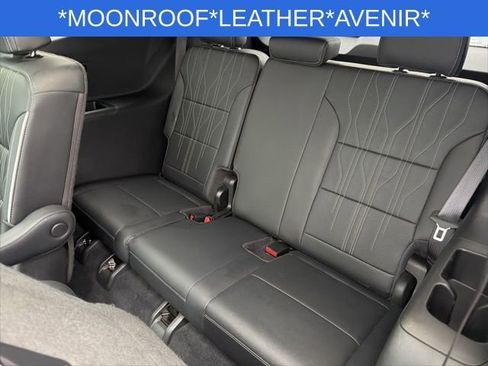 Used 2025 Buick Enclave Avenir AWD/4WD image 22