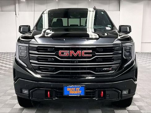 Used 2023 GMC Sierra 1500 AT4 w/ Technology Package image 4