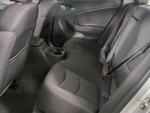 Certified 2018 Chevrolet Volt LT w/ Comfort Package image 23