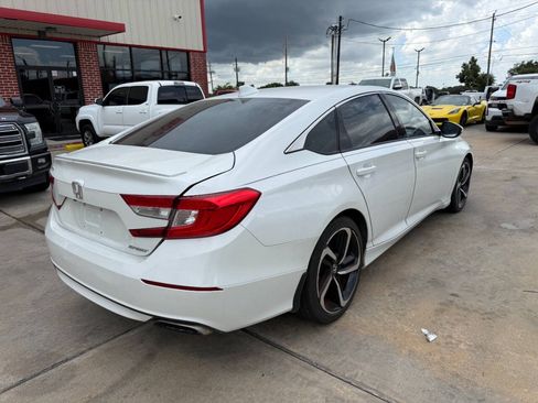 Used 2019 Honda Accord Sport image 4