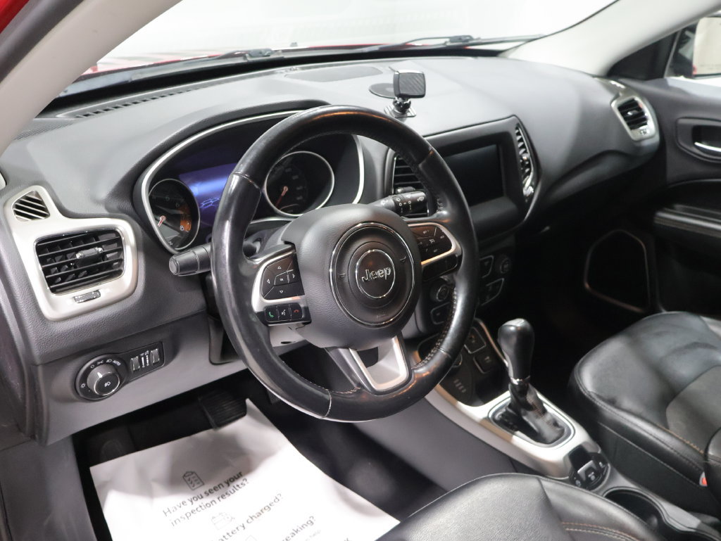 Used 2018 Jeep Compass Latitude w/ Popular Equipment Group AWD/4WD image 17
