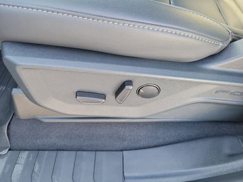 New 2025 Ford F150 Lariat w/ FX4 Off-Road Package image 18