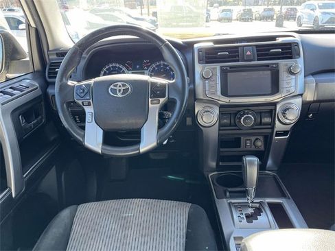 Used 2014 Toyota 4Runner SR5 image 12