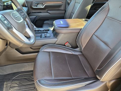 Used 2024 GMC Sierra 2500 Denali w/ Denali Reserve Package image 20