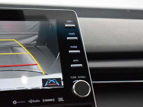 Used 2019 Toyota Avalon XSE image 22