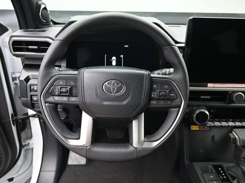 Certified 2026 Toyota 4Runner Limited AWD/4WD image 17