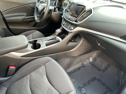 Used 2019 Chevrolet Volt LT image 16