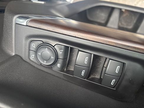 Used 2020 GMC Sierra 1500 SLT w/ SLT Premium Plus Package image 12