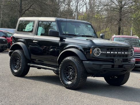 New 2026 Ford Bronco 2-Door w/ Sasquatch Package image 1