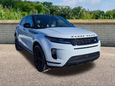 New 2026 Land Rover Range Rover Evoque S image 3