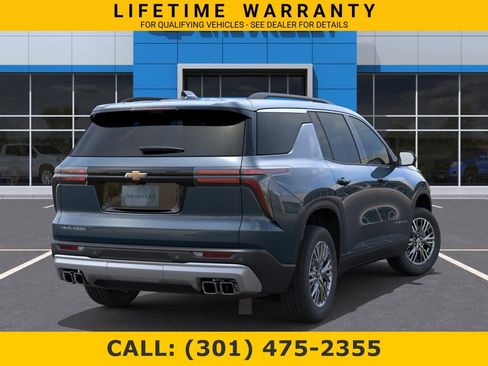 New 2026 Chevrolet Traverse LT w/ Driver Confidence Package FWD image 4