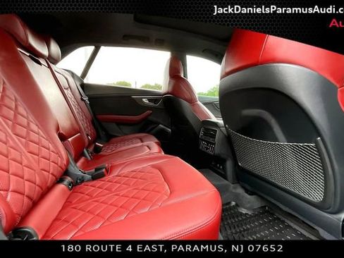 Used 2024 Audi SQ8 Prestige w/ Prestige Package AWD/4WD image 19