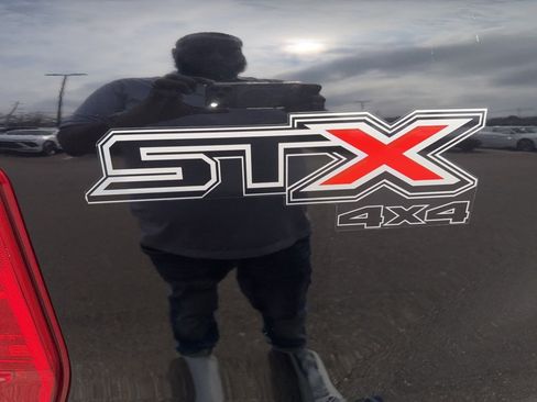 Used 2019 Ford Ranger XL w/ Equipment Group 101A Mid image 8