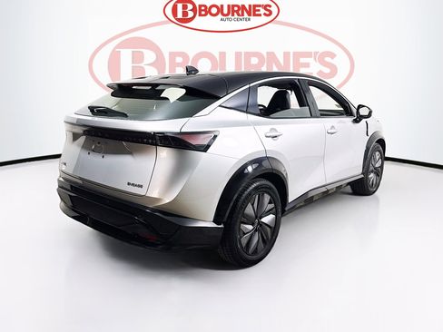 Used 2023 Nissan Ariya FWD image 10