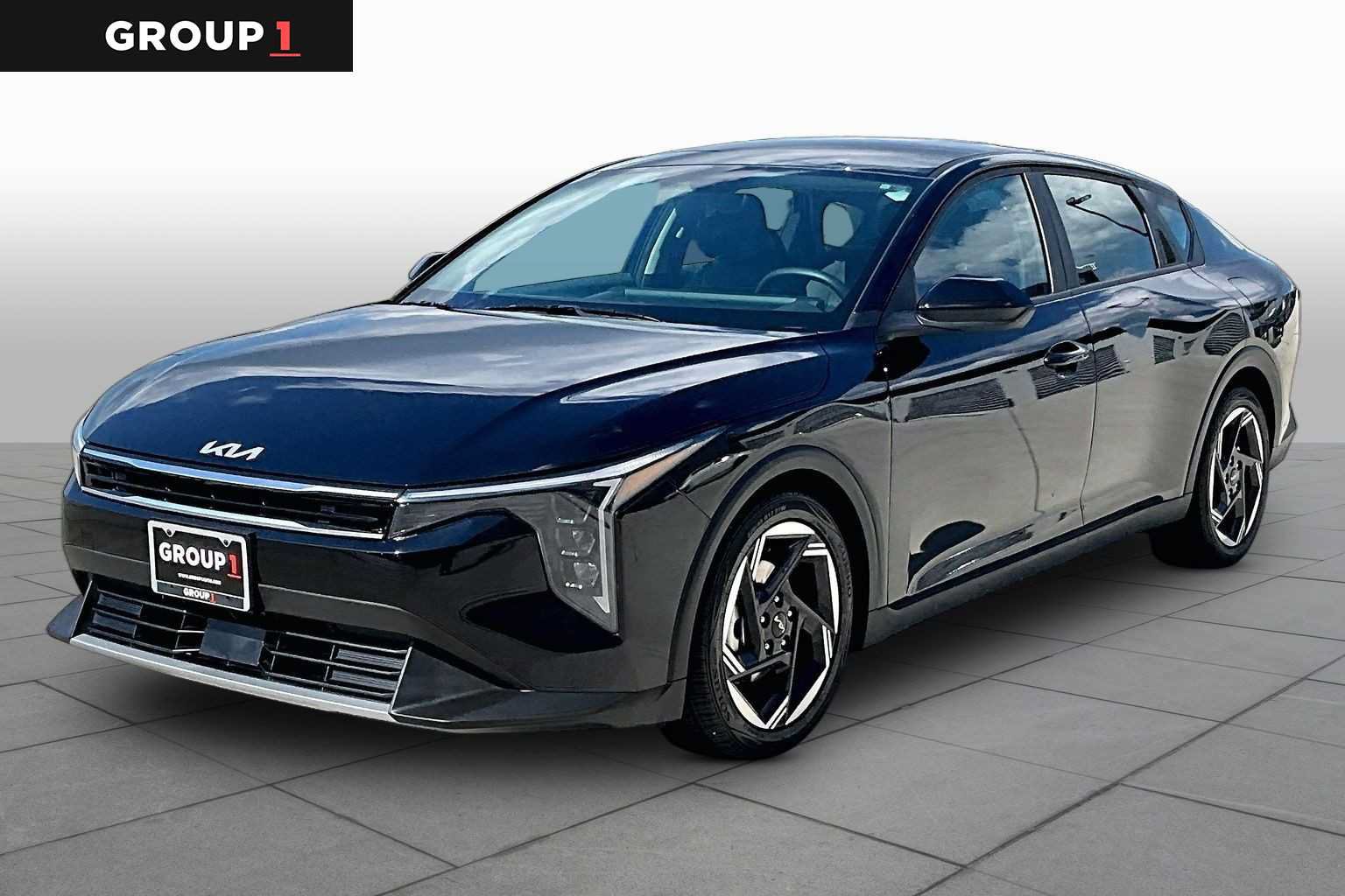 Used 2025 Kia K4 EX FWD image 1