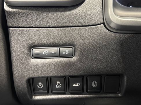 Used 2024 Nissan Murano SV AWD/4WD image 35