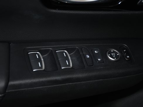 Used 2024 Honda CR-V EX-L image 11