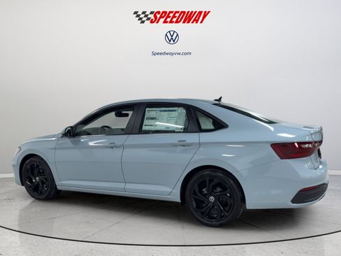 New 2026 Volkswagen Jetta SE image 8