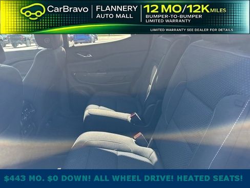 Used 2023 GMC Acadia SLE w/ Driver Convenience Package image 10