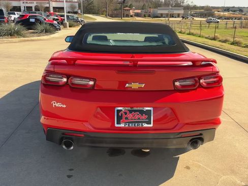 Used 2023 Chevrolet Camaro LT image 8