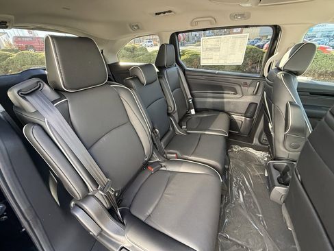 New 2026 Honda Odyssey Touring image 38