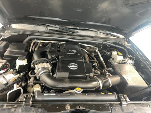 Used 2017 Nissan Frontier SV w/ SV Value Truck Package AWD/4WD image 20