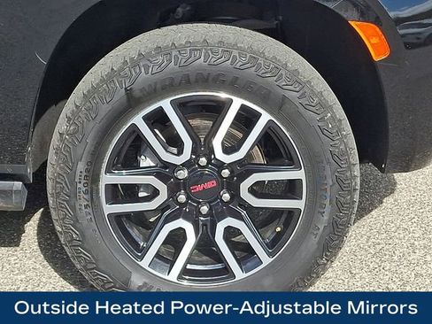 Used 2024 GMC Yukon AT4 w/ AT4 Premium Plus Package image 31