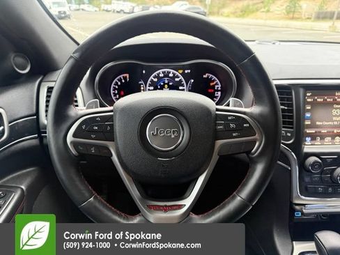 Used 2017 Jeep Grand Cherokee Trailhawk w/ Trailhawk Luxury Group AWD/4WD image 23