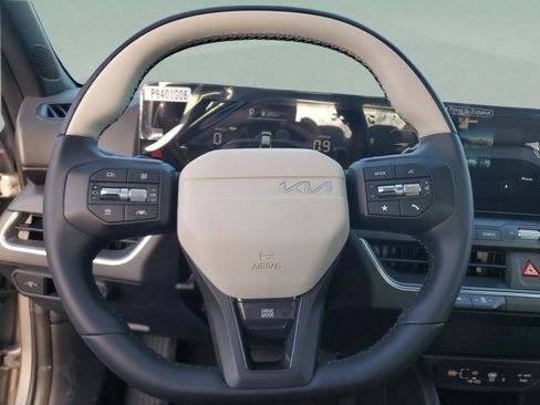 New 2026 Kia K4 GT-Line image 18