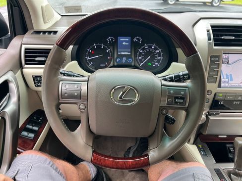 Used 2013 Lexus GX 460 w/ Comfort Plus Pkg AWD/4WD image 62