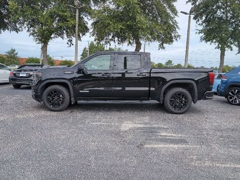 Used 2022 GMC Sierra 1500 Elevation w/ Preferred Package RWD image 3