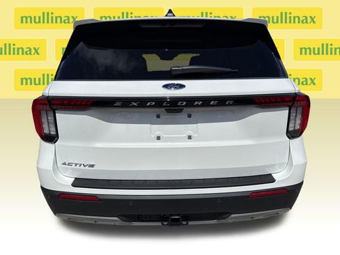 New 2026 Ford Explorer Active w/ Active Comfort Package RWD image 14