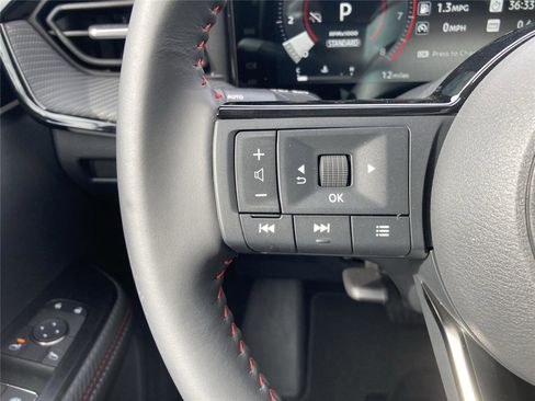 New 2025 Nissan Kicks SR image 23