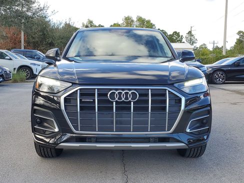 Certified 2023 Audi Q5 2.0T Premium w/ Convenience Package image 2